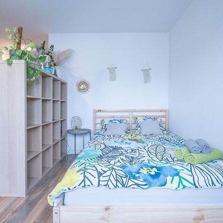 Apartamento 10Th Floor Studio In The City Center Of Breslavia Exterior foto